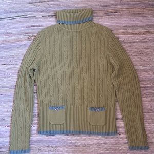 Two toned sweater